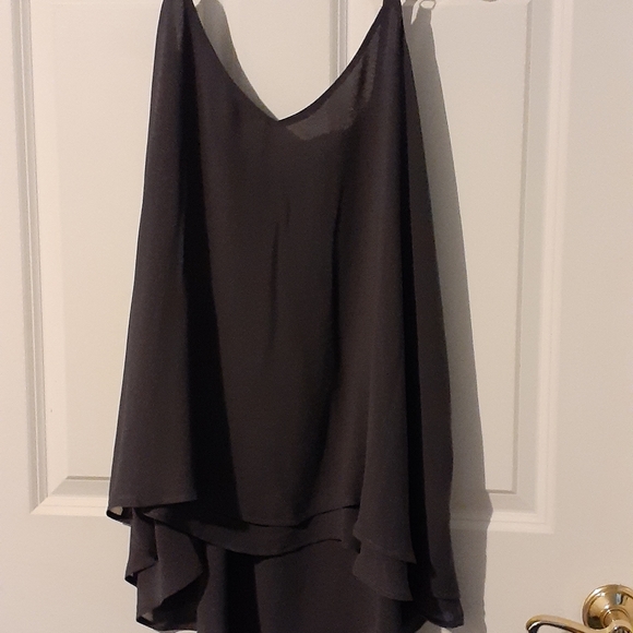 Tank - Picture 3 of 3